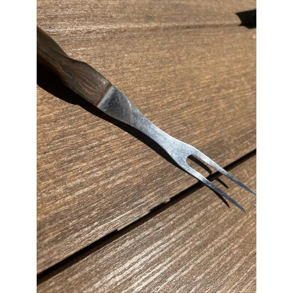 Vtg CUTCO 1026 Chef's Carving / Serving fork USA  Swirl Orange / Brown Handle